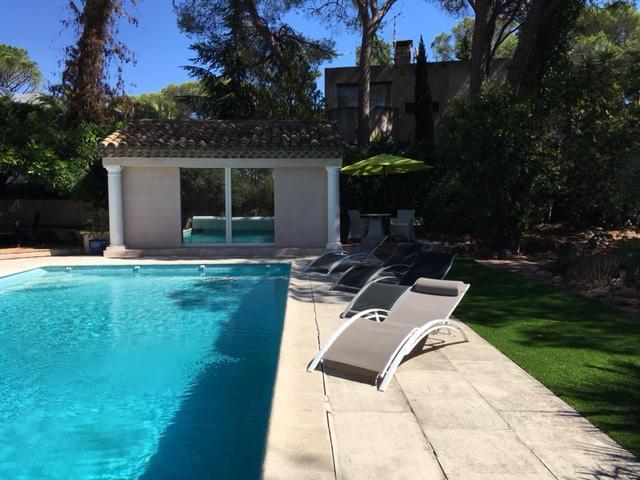 Villa Charme Et Detente Saint-Raphaël Екстериор снимка