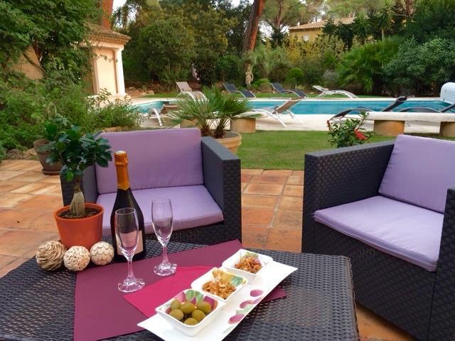 Villa Charme Et Detente Saint-Raphaël Екстериор снимка