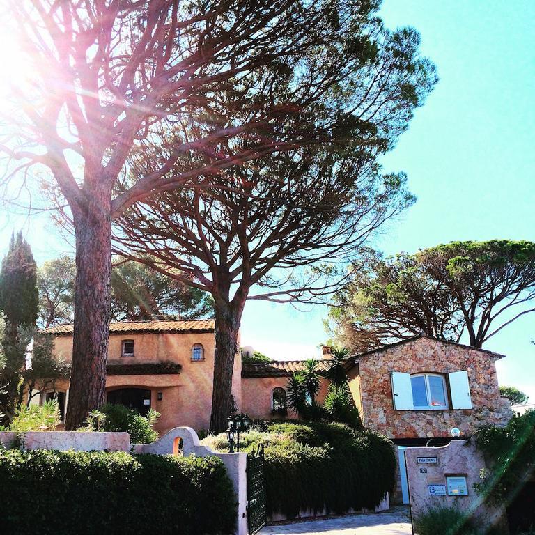 Villa Charme Et Detente Saint-Raphaël Екстериор снимка