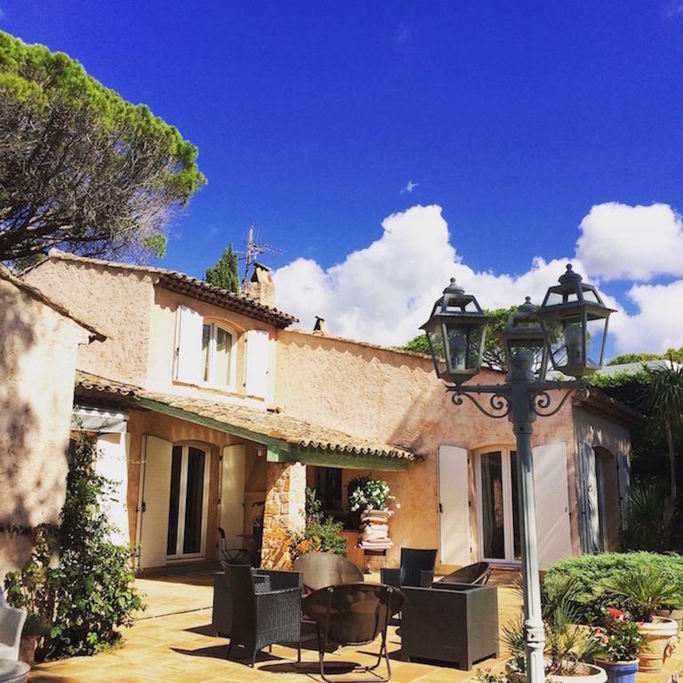Villa Charme Et Detente Saint-Raphaël Екстериор снимка